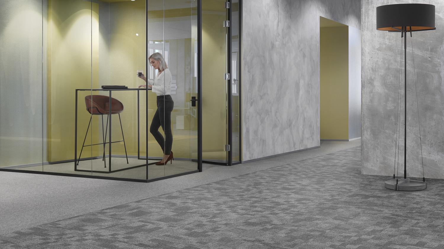 TARKETT DESSO ESSENCE MAZE